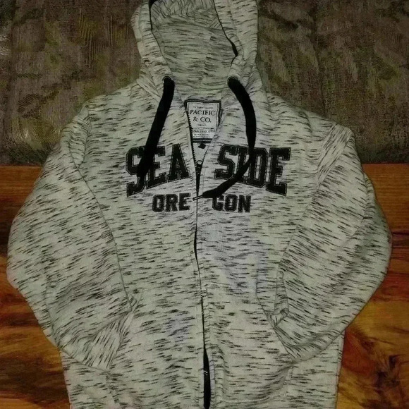 Seaside Oregon hoodie - Picture 1 of 3